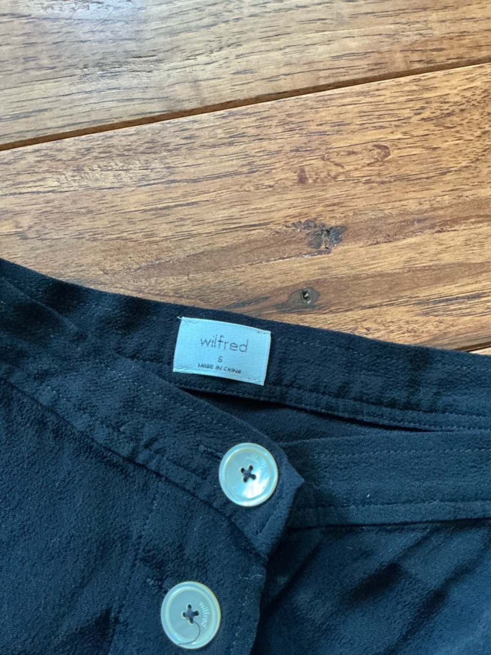 Wilfred Aritzia Black Buton Front Long Skirt, small - Picture 5 of 8